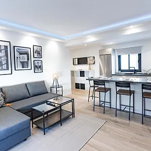 Acogedor En Centro By Rent Me Apartamento